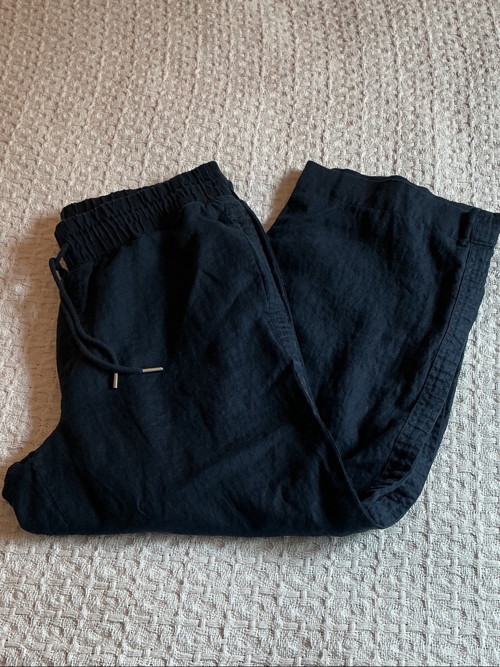 Quince 100% Linen Women's Wide-Leg Drawstring Pants in Navy